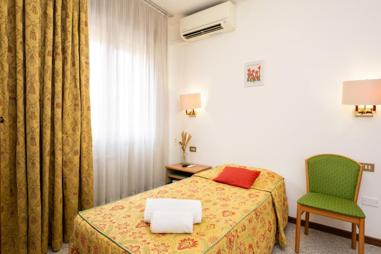 מסטרה Camelia Rooms Venice Guesthouse מראה חיצוני תמונה